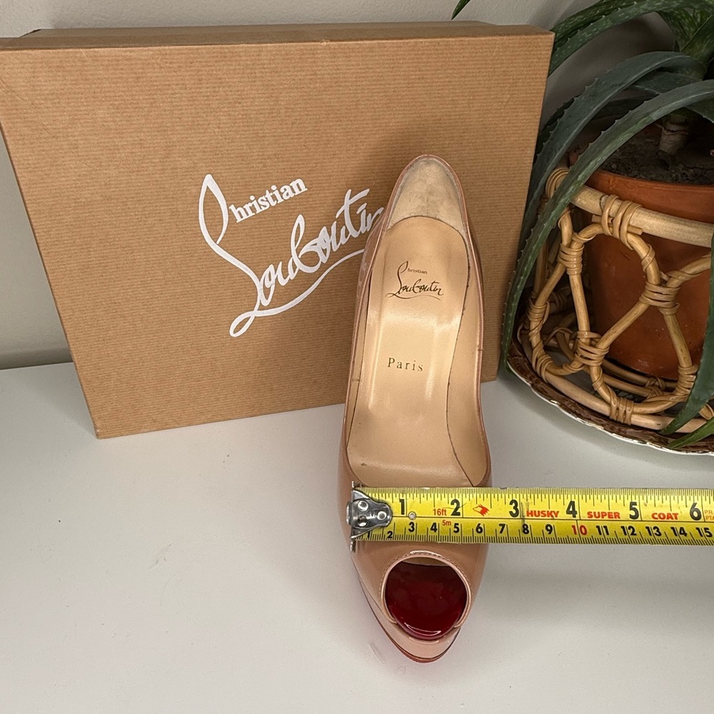 Christian Louboutin Babel Clou 150 Patent Nude/Rouge Spiked Heel Pumps Size 39 - Picture 13 of 13